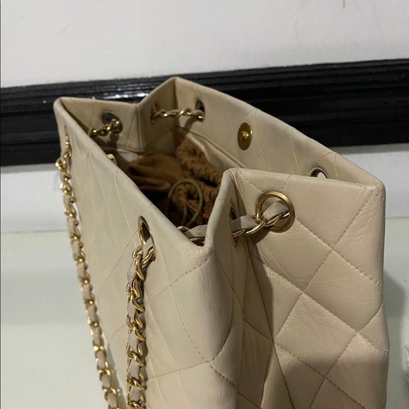 SOLD Chanel chain bag - Picture 10 of 11